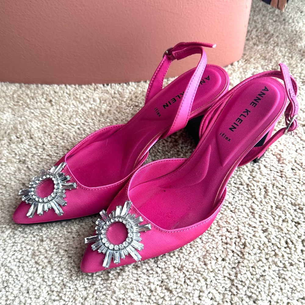 Anne Klein Pink Slingback Heels w/ Pendant Crystal Embellishment